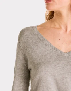 Celio Pull en maille fine col V - gris clair^Femme Pulls