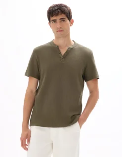 Celio T-shirt regular col Henley gaufré 100% coton - kaki^Homme T-Shirts